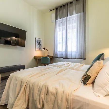 Housmart Emilia Levante 98 Apartment
